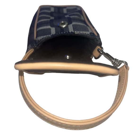 Nine West Vintage Y2K Cell Phone Wristlet Organizer - Geometric Print - Picture 7 of 9